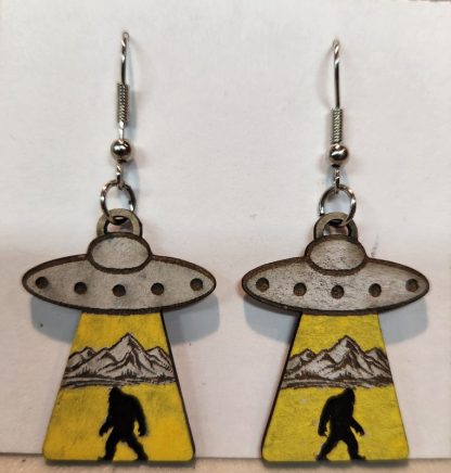 Unique Aliens & Sasquatch Earrings - Image 4